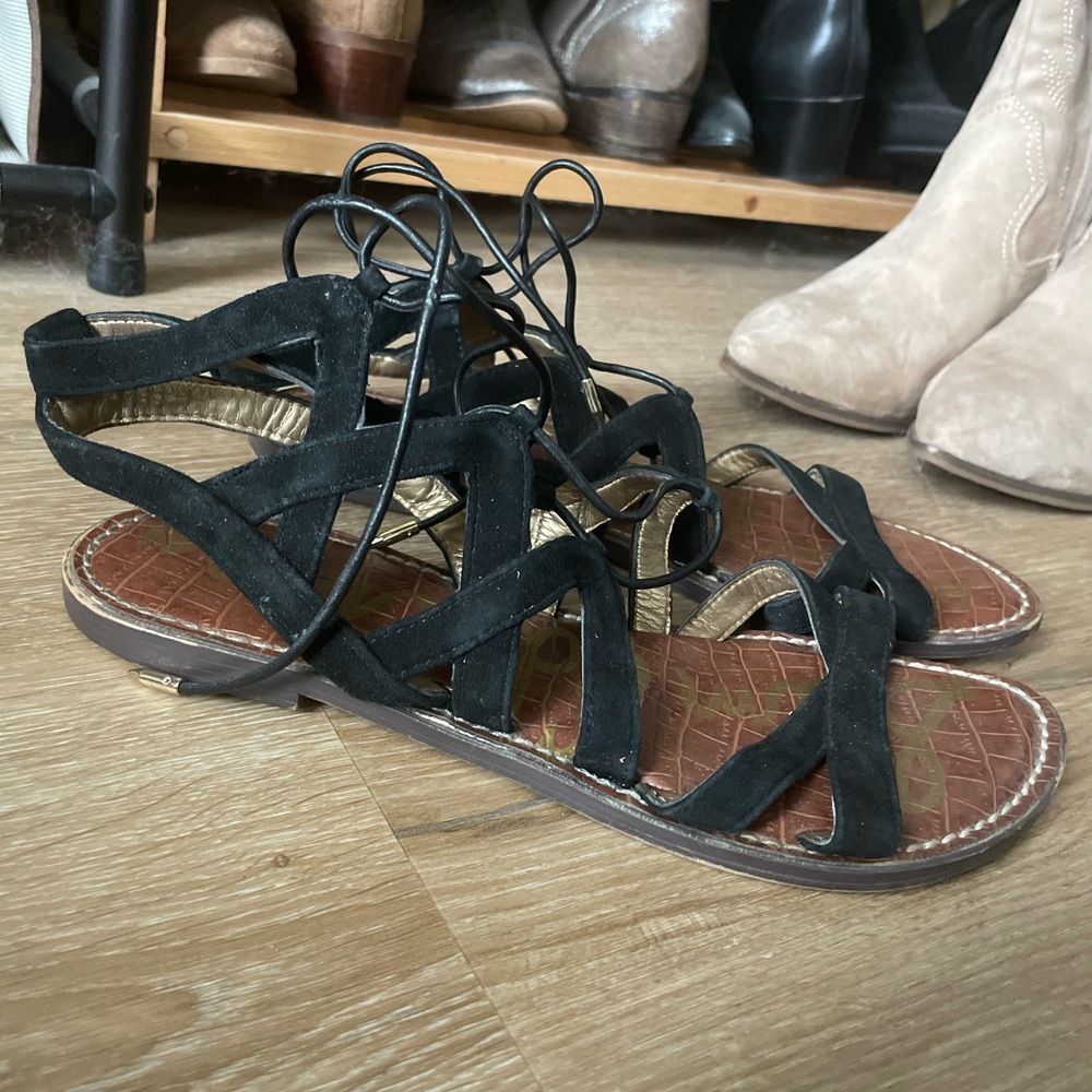 Sam Edelman Lace Up Sandals
Black
Size 8